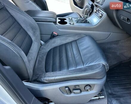 Серый Фольксваген Туарег, объемом двигателя 3 л и пробегом 193 тыс. км за 23450 $, фото 44 на Automoto.ua