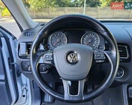 Серый Фольксваген Туарег, объемом двигателя 3.6 л и пробегом 174 тыс. км за 20800 $, фото 25 на Automoto.ua