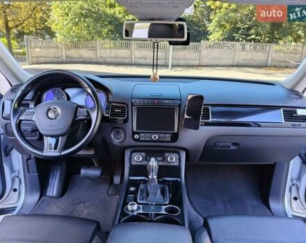 Серый Фольксваген Туарег, объемом двигателя 3.6 л и пробегом 174 тыс. км за 20800 $, фото 24 на Automoto.ua