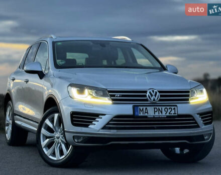 Серый Фольксваген Туарег, объемом двигателя 3 л и пробегом 205 тыс. км за 27500 $, фото 29 на Automoto.ua