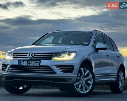 Серый Фольксваген Туарег, объемом двигателя 3 л и пробегом 205 тыс. км за 27500 $, фото 28 на Automoto.ua
