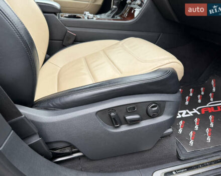 Серый Фольксваген Туарег, объемом двигателя 3 л и пробегом 228 тыс. км за 24900 $, фото 46 на Automoto.ua