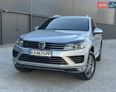 Серый Фольксваген Туарег, объемом двигателя 3 л и пробегом 193 тыс. км за 23450 $, фото 19 на Automoto.ua