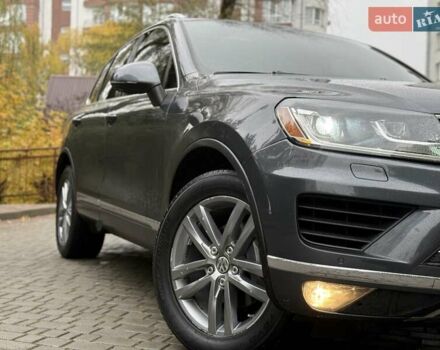 Сірий Фольксваген Туарег, об'ємом двигуна 3.6 л та пробігом 200 тис. км за 18500 $, фото 5 на Automoto.ua