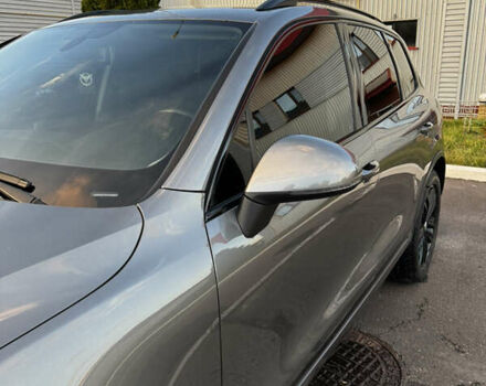 Серый Фольксваген Туарег, объемом двигателя 2.97 л и пробегом 220 тыс. км за 23500 $, фото 16 на Automoto.ua