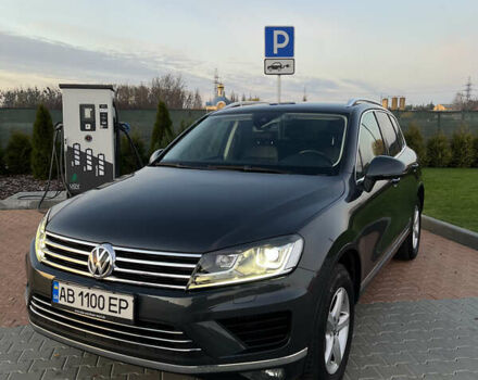 Серый Фольксваген Туарег, объемом двигателя 2.97 л и пробегом 200 тыс. км за 28500 $, фото 19 на Automoto.ua