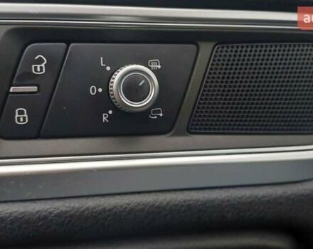 Серый Фольксваген Туарег, объемом двигателя 2.97 л и пробегом 273 тыс. км за 21999 $, фото 18 на Automoto.ua