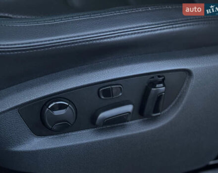 Серый Фольксваген Туарег, объемом двигателя 3 л и пробегом 205 тыс. км за 27500 $, фото 46 на Automoto.ua