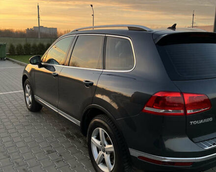 Серый Фольксваген Туарег, объемом двигателя 2.97 л и пробегом 200 тыс. км за 28500 $, фото 9 на Automoto.ua