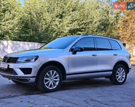 Серый Фольксваген Туарег, объемом двигателя 3.6 л и пробегом 174 тыс. км за 19000 $, фото 3 на Automoto.ua