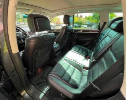 Серый Фольксваген Туарег, объемом двигателя 3 л и пробегом 74 тыс. км за 18900 $, фото 9 на Automoto.ua