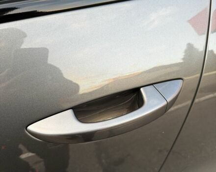 Серый Фольксваген Туарег, объемом двигателя 3 л и пробегом 200 тыс. км за 23500 $, фото 9 на Automoto.ua