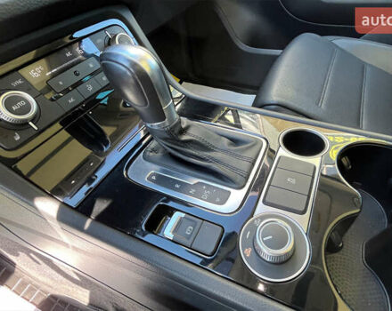 Серый Фольксваген Туарег, объемом двигателя 3 л и пробегом 158 тыс. км за 22900 $, фото 15 на Automoto.ua