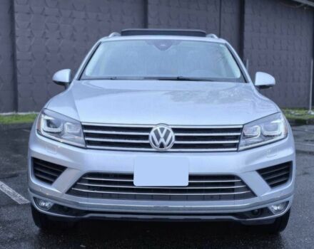 Серый Фольксваген Туарег, объемом двигателя 3.6 л и пробегом 75 тыс. км за 1350 $, фото 1 на Automoto.ua