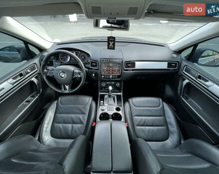 Фольксваген Туарег 2016 в Киеве на Automoto.ua Серый Фольксваген Туарег, объемом двигателя 3 л и пробегом 196 тыс. км за 21900 $, фото 23 на Automoto.ua