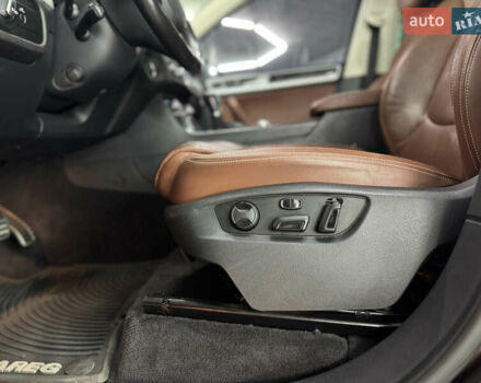 Сірий Фольксваген Туарег, об'ємом двигуна 3.6 л та пробігом 240 тис. км за 17800 $, фото 21 на Automoto.ua