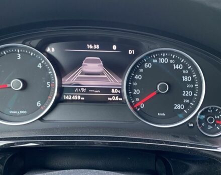 Сірий Фольксваген Туарег, об'ємом двигуна 3 л та пробігом 167 тис. км за 33000 $, фото 4 на Automoto.ua