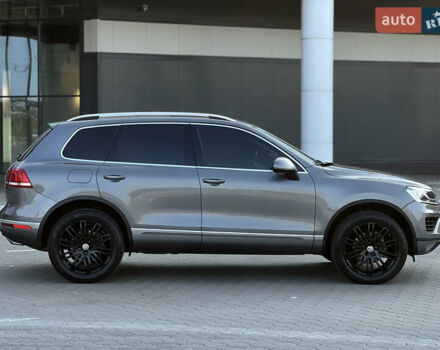 Фольксваген Туарег 2016 в Киеве на Automoto.ua Серый Фольксваген Туарег, объемом двигателя 3 л и пробегом 196 тыс. км за 21900 $, фото 9 на Automoto.ua