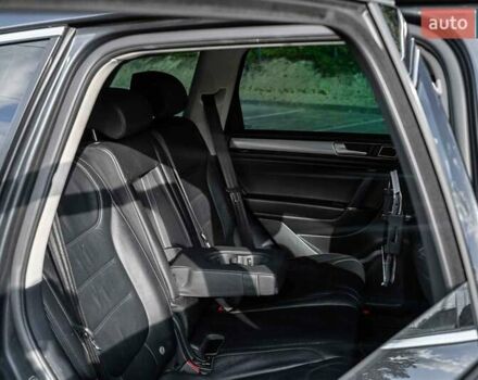 Фольксваген Туарег 2016 в Луцке на Automoto.ua Серый Фольксваген Туарег, объемом двигателя 2.97 л и пробегом 181 тыс. км за 35000 $, фото 40 на Automoto.ua