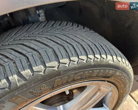 Серый Фольксваген Туарег, объемом двигателя 2.97 л и пробегом 191 тыс. км за 33999 $, фото 39 на Automoto.ua