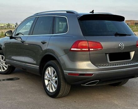 Серый Фольксваген Туарег, объемом двигателя 3 л и пробегом 139 тыс. км за 23200 $, фото 5 на Automoto.ua