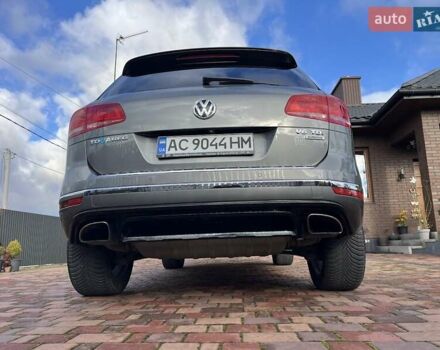 Серый Фольксваген Туарег, объемом двигателя 2.97 л и пробегом 191 тыс. км за 33999 $, фото 10 на Automoto.ua