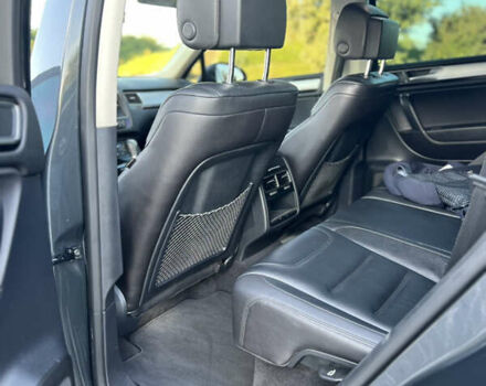 Серый Фольксваген Туарег, объемом двигателя 3 л и пробегом 250 тыс. км за 25900 $, фото 10 на Automoto.ua