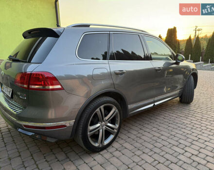 Серый Фольксваген Туарег, объемом двигателя 3 л и пробегом 267 тыс. км за 35000 $, фото 14 на Automoto.ua