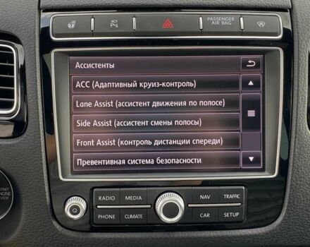 Серый Фольксваген Туарег, объемом двигателя 0 л и пробегом 155 тыс. км за 31000 $, фото 10 на Automoto.ua