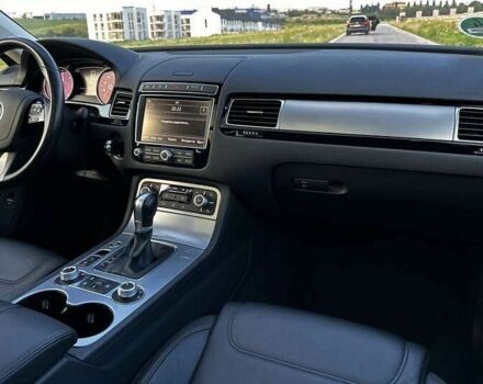 Серый Фольксваген Туарег, объемом двигателя 3 л и пробегом 139 тыс. км за 23200 $, фото 23 на Automoto.ua