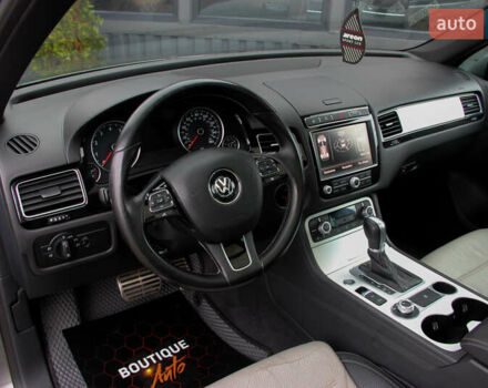 Серый Фольксваген Туарег, объемом двигателя 3.6 л и пробегом 118 тыс. км за 18500 $, фото 15 на Automoto.ua