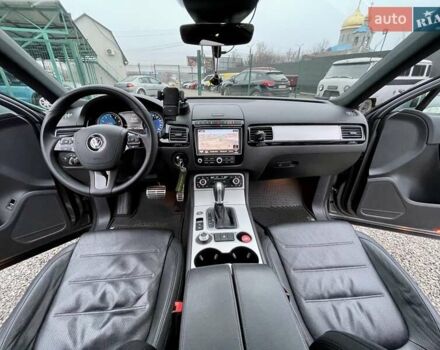 Серый Фольксваген Туарег, объемом двигателя 3.6 л и пробегом 134 тыс. км за 18999 $, фото 29 на Automoto.ua