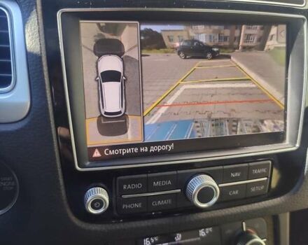 Фольксваген Туарег 2016 в Хмельницком на Automoto.ua Серый Фольксваген Туарег, объемом двигателя 2.97 л и пробегом 278 тыс. км за 30500 $, фото 81 на Automoto.ua