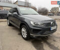 Сірий Фольксваген Туарег, об'ємом двигуна 2.97 л та пробігом 106 тис. км за 32800 $, фото 9 на Automoto.ua