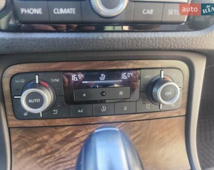 Фольксваген Туарег 2016 в Хмельницком на Automoto.ua Серый Фольксваген Туарег, объемом двигателя 2.97 л и пробегом 278 тыс. км за 30500 $, фото 56 на Automoto.ua