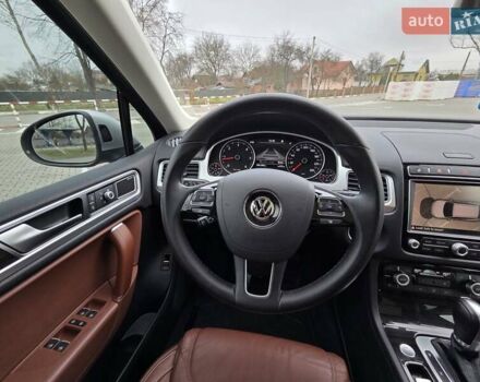 Серый Фольксваген Туарег, объемом двигателя 0 л и пробегом 265 тыс. км за 24900 $, фото 21 на Automoto.ua