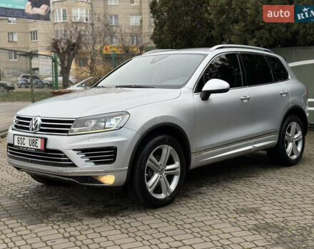 Сірий Фольксваген Туарег, об'ємом двигуна 3 л та пробігом 235 тис. км за 27500 $, фото 16 на Automoto.ua