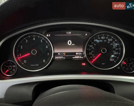 Сірий Фольксваген Туарег, об'ємом двигуна 3.6 л та пробігом 240 тис. км за 17800 $, фото 33 на Automoto.ua