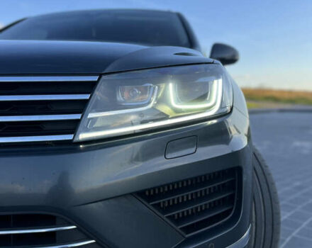 Серый Фольксваген Туарег, объемом двигателя 3 л и пробегом 250 тыс. км за 25900 $, фото 18 на Automoto.ua