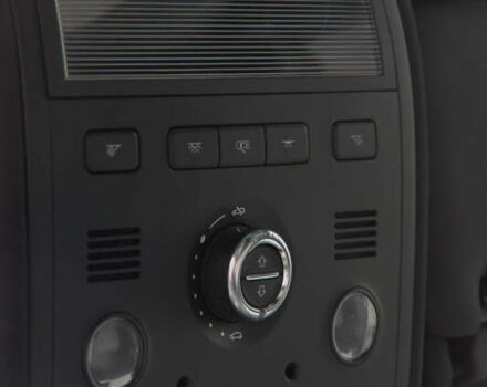 Серый Фольксваген Туарег, объемом двигателя 3.6 л и пробегом 118 тыс. км за 18500 $, фото 32 на Automoto.ua