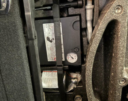 Серый Фольксваген Туарег, объемом двигателя 3 л и пробегом 267 тыс. км за 35000 $, фото 26 на Automoto.ua