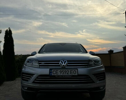 Серый Фольксваген Туарег, объемом двигателя 3 л и пробегом 149 тыс. км за 36000 $, фото 1 на Automoto.ua