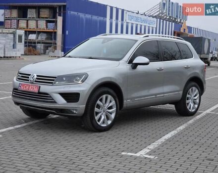 Серый Фольксваген Туарег, объемом двигателя 0 л и пробегом 265 тыс. км за 24900 $, фото 2 на Automoto.ua