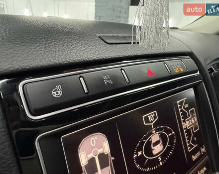 Сірий Фольксваген Туарег, об'ємом двигуна 3.6 л та пробігом 240 тис. км за 17800 $, фото 29 на Automoto.ua