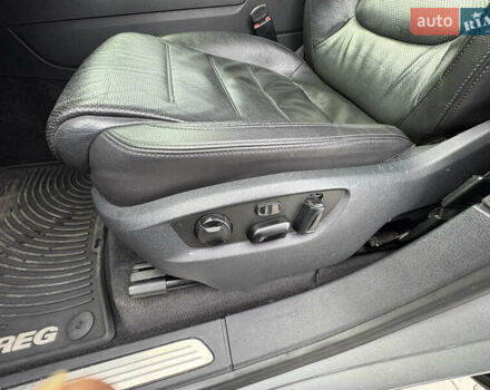 Серый Фольксваген Туарег, объемом двигателя 3.6 л и пробегом 240 тыс. км за 17700 $, фото 32 на Automoto.ua
