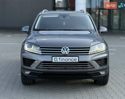 Фольксваген Туарег 2016 в Киеве на Automoto.ua Серый Фольксваген Туарег, объемом двигателя 3 л и пробегом 196 тыс. км за 21900 $, фото 11 на Automoto.ua