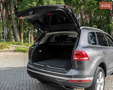 Фольксваген Туарег 2016 в Луцке на Automoto.ua Серый Фольксваген Туарег, объемом двигателя 2.97 л и пробегом 181 тыс. км за 35000 $, фото 45 на Automoto.ua