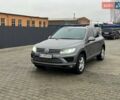 Серый Фольксваген Туарег, объемом двигателя 3 л и пробегом 270 тыс. км за 29999 $, фото 23 на Automoto.ua