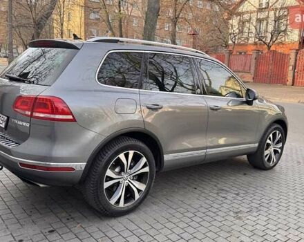 Серый Фольксваген Туарег, объемом двигателя 3.6 л и пробегом 114 тыс. км за 20800 $, фото 5 на Automoto.ua