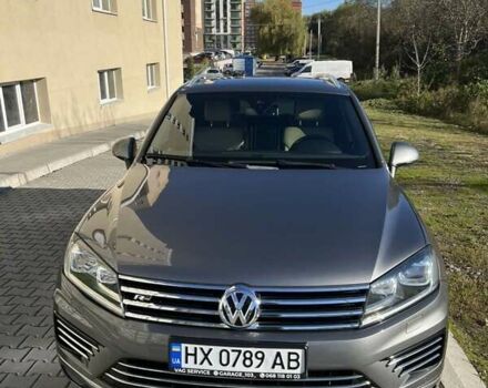 Фольксваген Туарег 2016 в Хмельницком на Automoto.ua Серый Фольксваген Туарег, объемом двигателя 2.97 л и пробегом 278 тыс. км за 30500 $, фото 16 на Automoto.ua